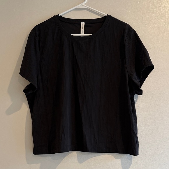 Black Spanx Women’s Tee Shirt NWOT - Picture 2 of 7